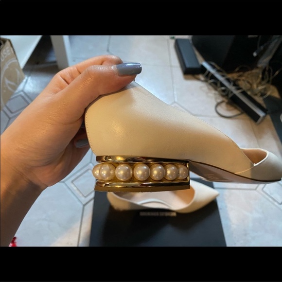 Nicholas Kirkwood flats - Picture 4 of 6